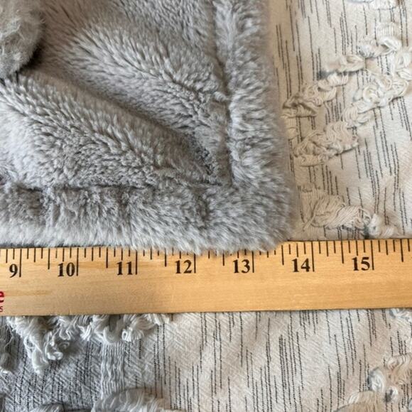 Elephant Baby Lovey Faux Fur Solid Gray Security‎ Blanket 2019 - Picture 4 of 5